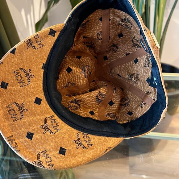 MCM Visetos Monogram Canvas Cap SZM main image 8